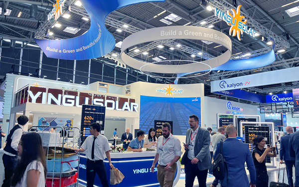 在会展展览装修中，如何把控细节来展现专业形象？