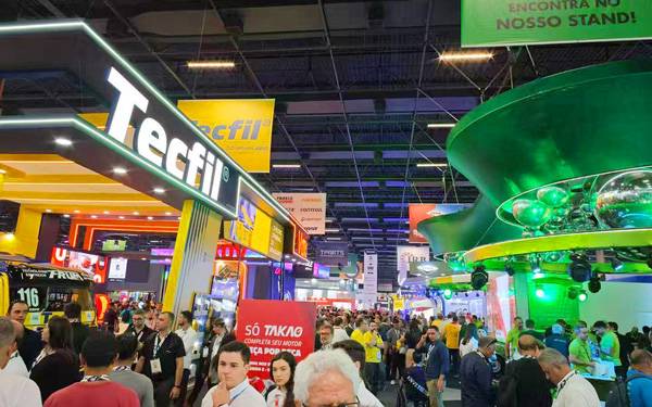 在国际展位装修中，有哪些方法能合理控制总预算？