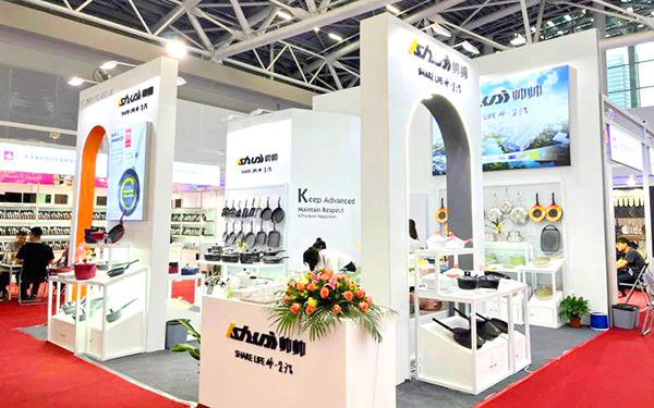 广州电器展展位装修策略：用分层陈列凸显产品质感